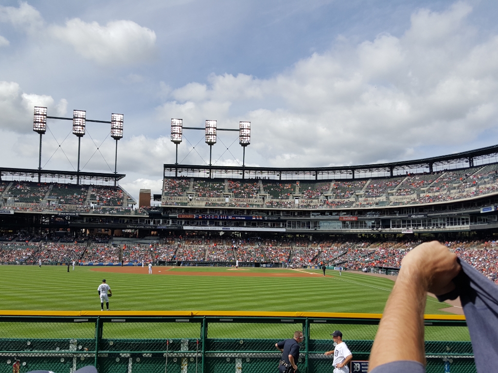 09-21-15 Tigers Vs White Sox